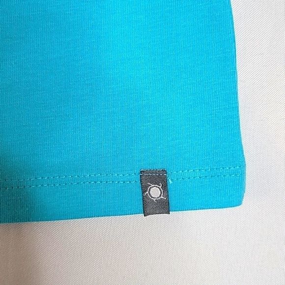 🔥  Chisel blue Graphic Tee 3/$15 - Picture 3 of 6